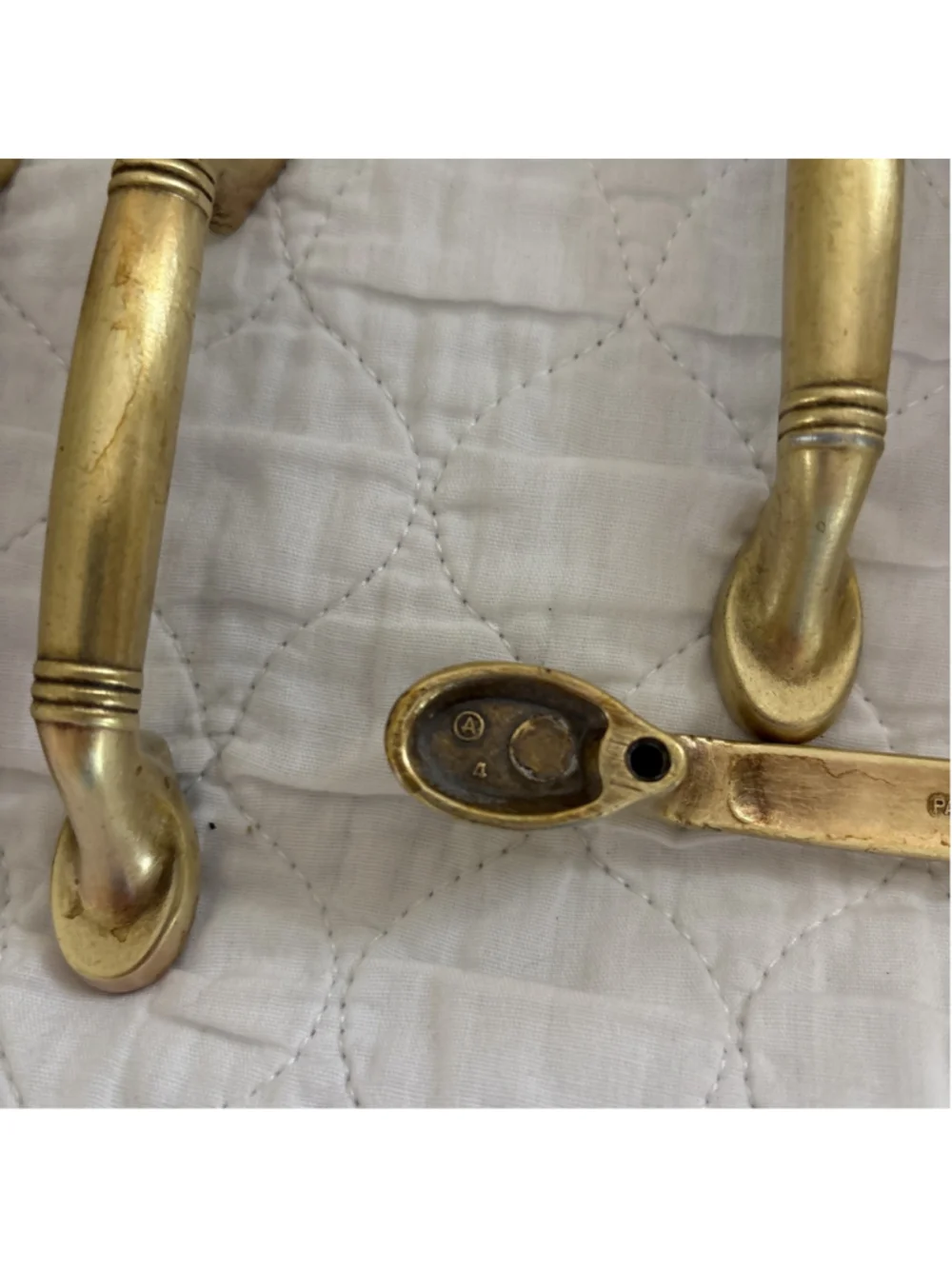 Vintage Solid Bass 16 Pull Handles